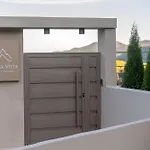 Monte Vista Luxury By Raise * Pavliani