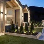 Villa Monte Vista Luxury By Raise