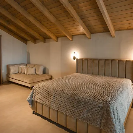 Villa Monte Vista Luxury By Raise