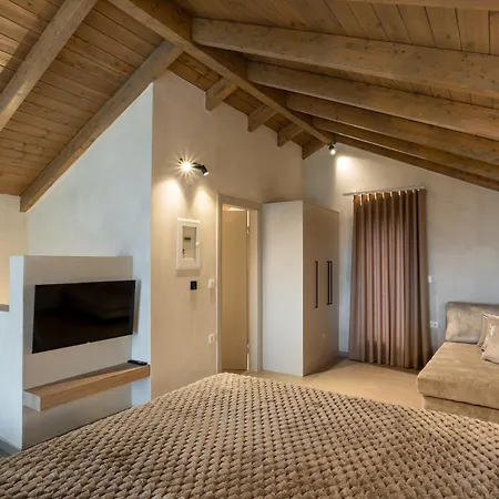 Monte Vista Luxury By Raise Villa